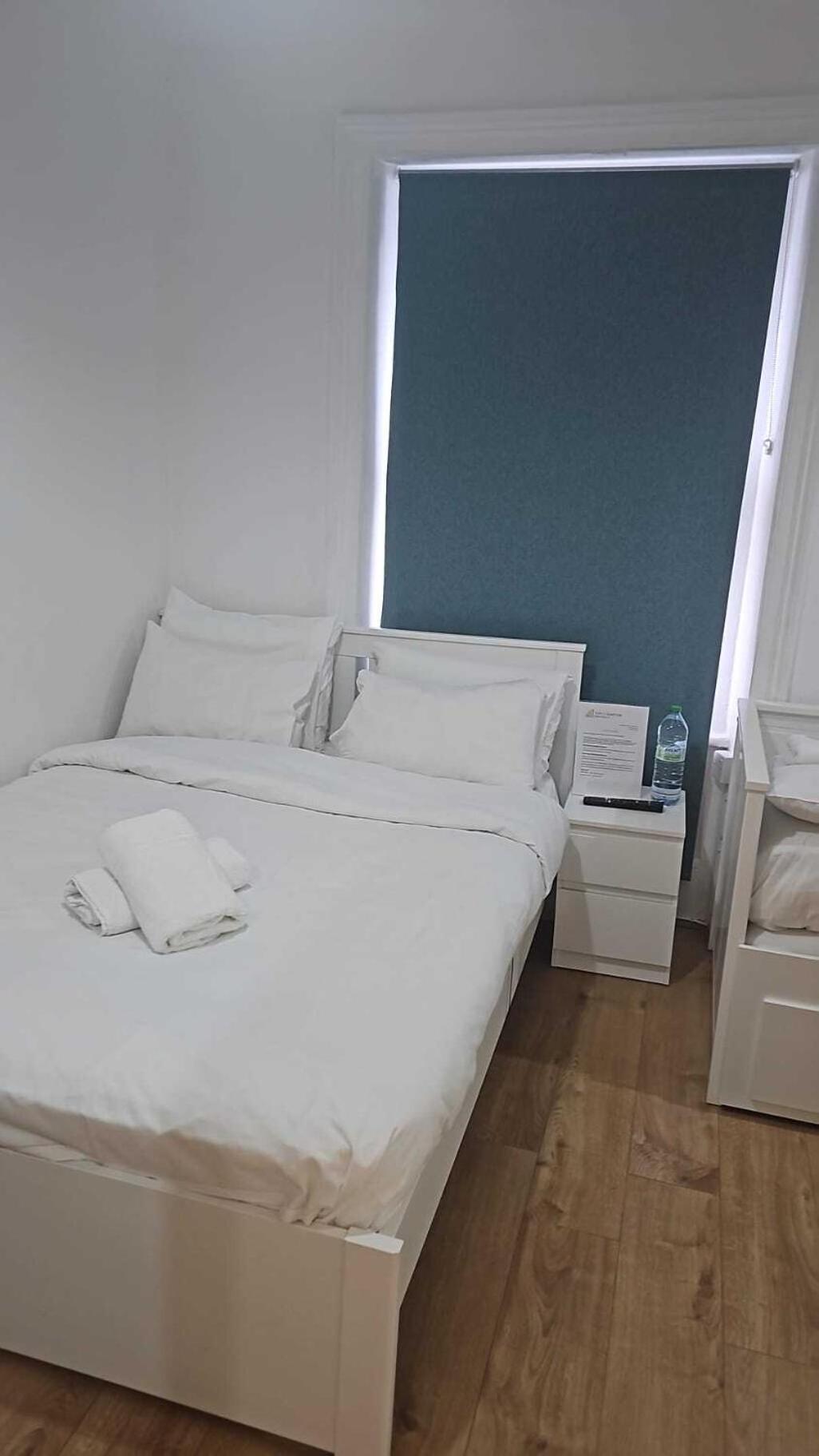 The Chapter- Knightsbridge Suites London Room photo